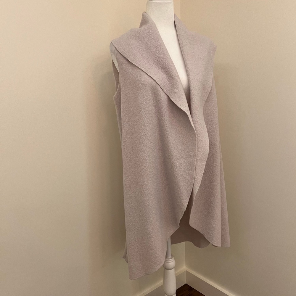 Moth Anthropologie Museum District Vest 100% Boiled Wool Draped Longline Vest‎ - Picture 2 of 8